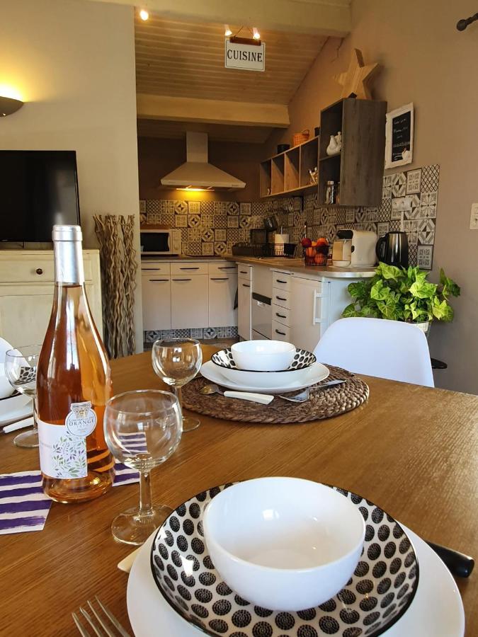 La Chamade Maison De Village Climatisee Lapalud エクステリア 写真