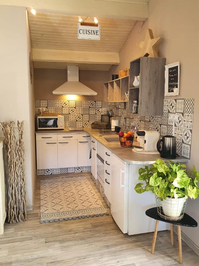 La Chamade Maison De Village Climatisee Lapalud エクステリア 写真
